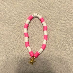 Braclet not stretchy